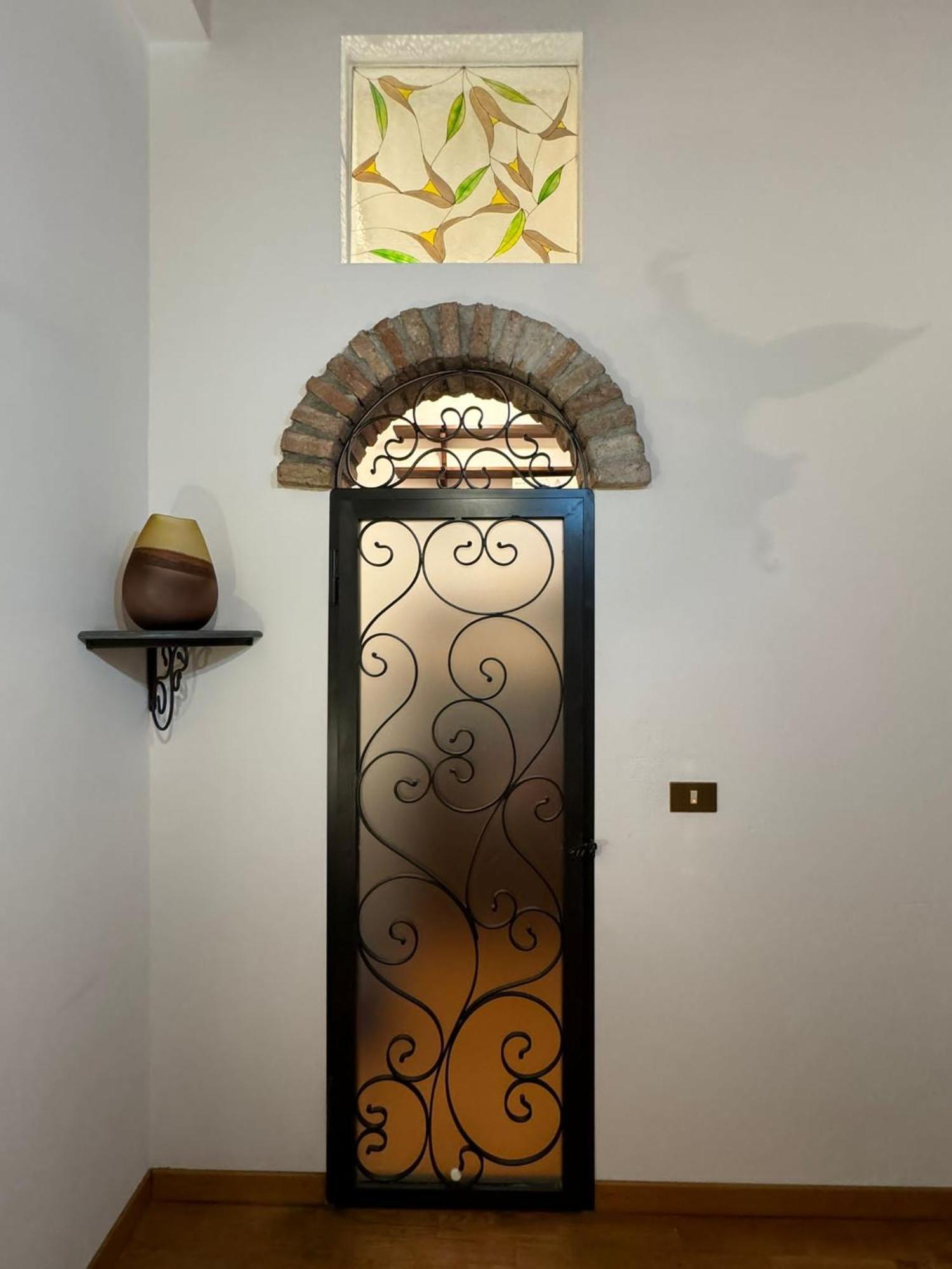 La Casina Di Maya Lägenhet Livorno Exteriör bild